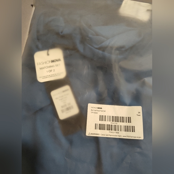 Fashion Nova "My Final Rose Pant Set" (Teal) - Picture 4 of 7